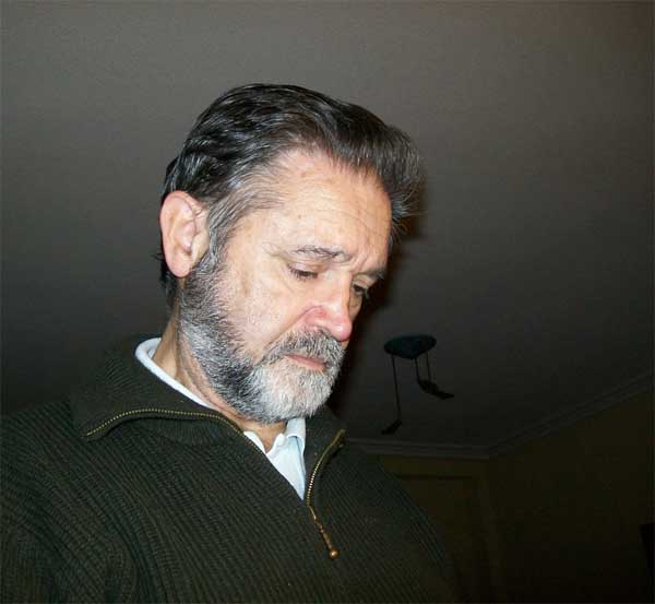 Carlos González, autor de Ediciones Atlantis